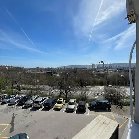 アパート Cathedral